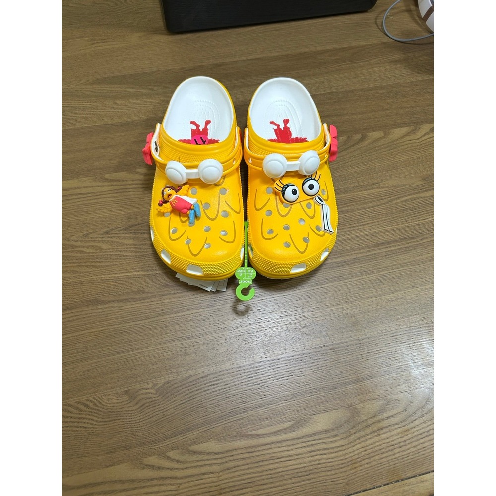 McDonald's‎ crocs